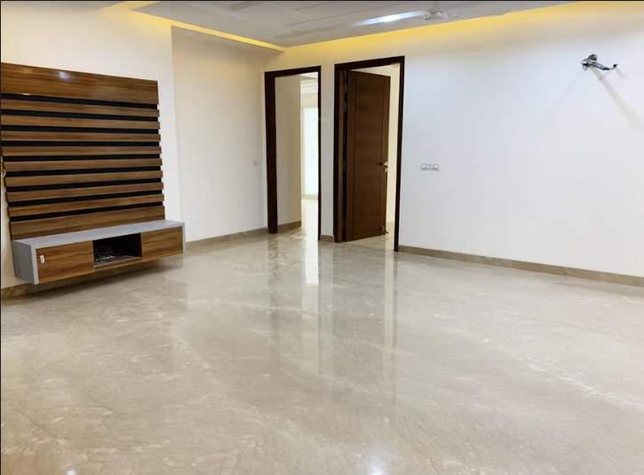  whitehousz floors 2 Living Area