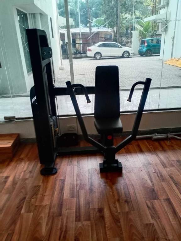  teenmurty summit Gymnasium