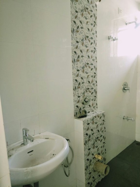  patnem beach park Bathroom