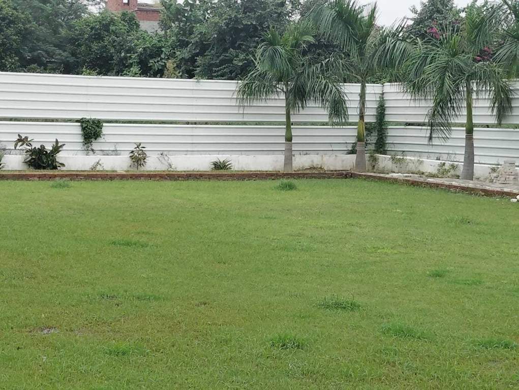  new saket phase 1 Landscaped Gardens