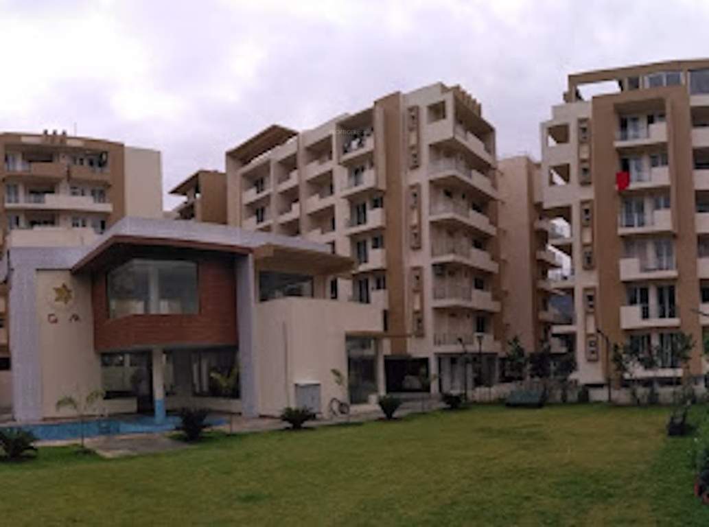  golden manor Images for Project