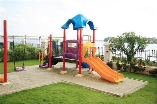 Children's play area marine-plaza Children's play area