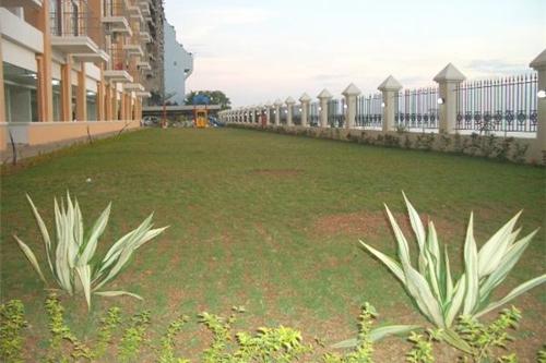 Landscaped Gardens marine-plaza Landscaped Gardens