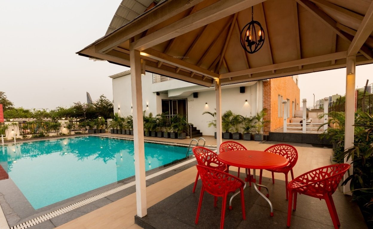  green avenue Swimming Pool