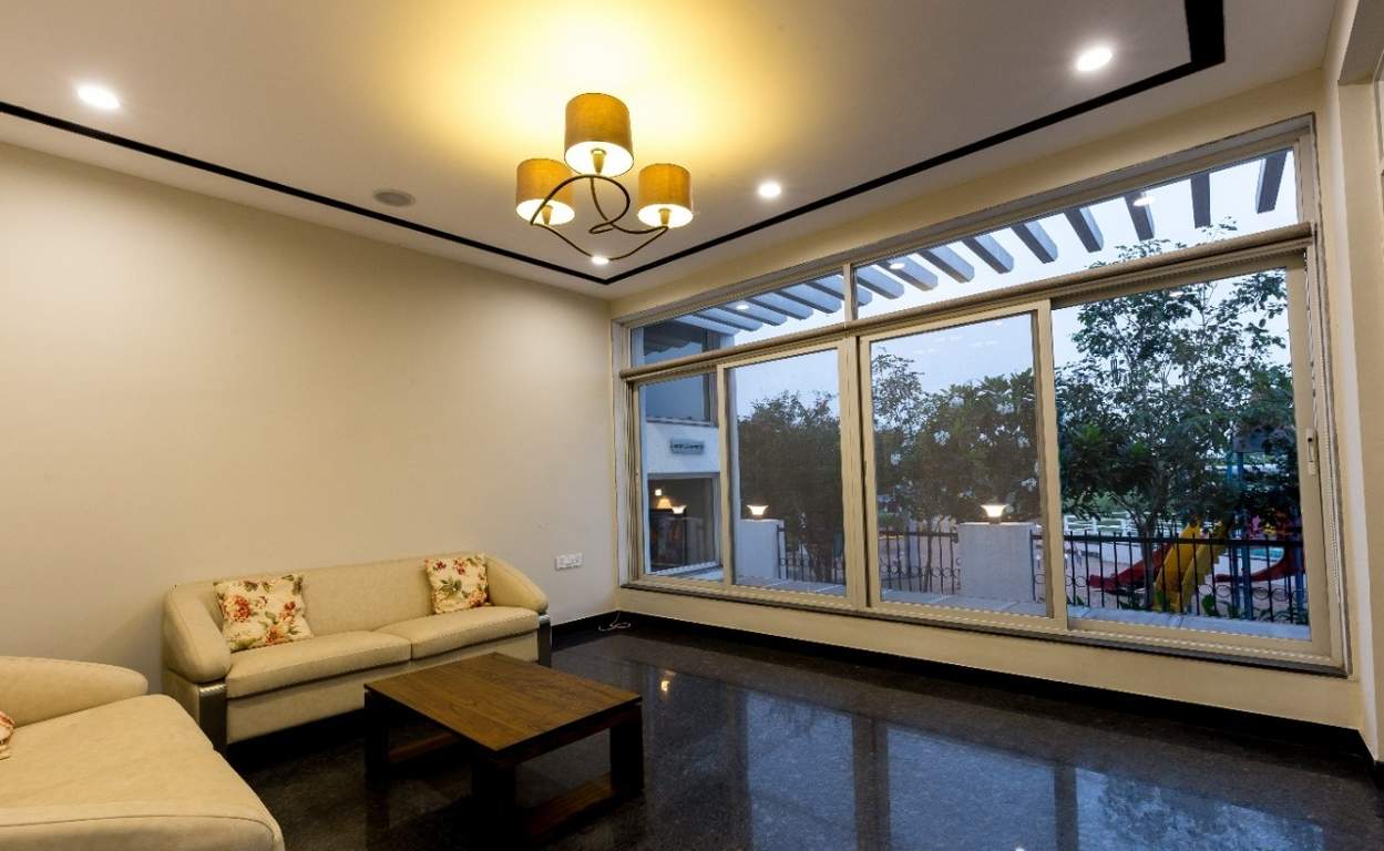  green avenue Living Area