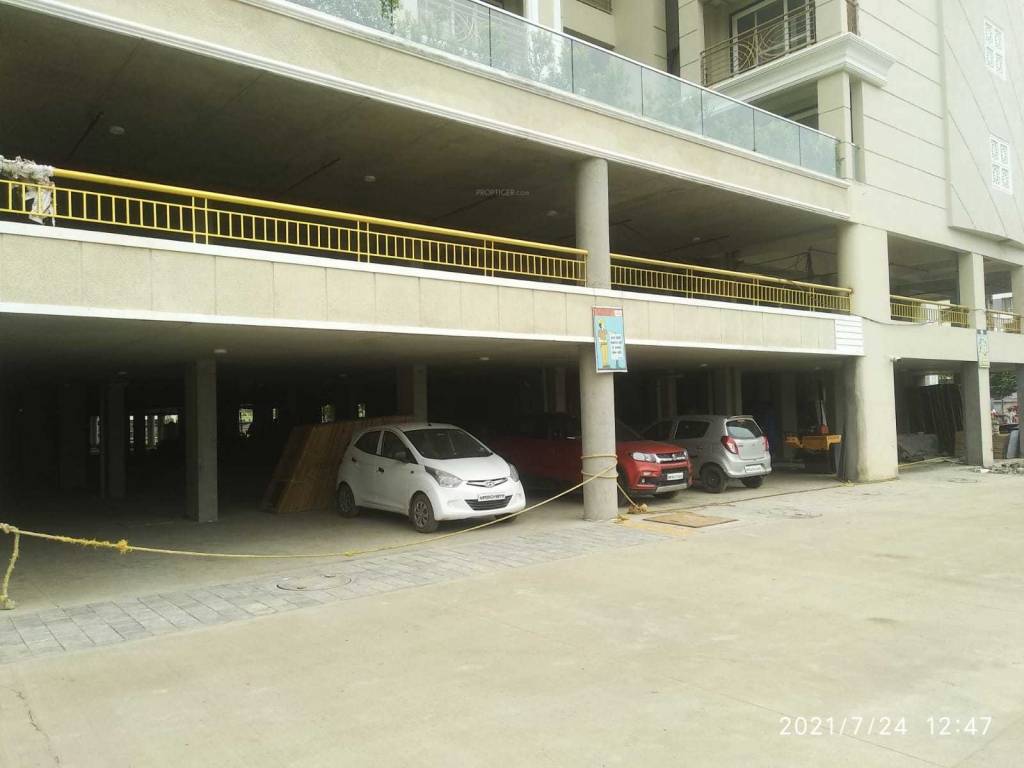 the residence 1 Car Parking