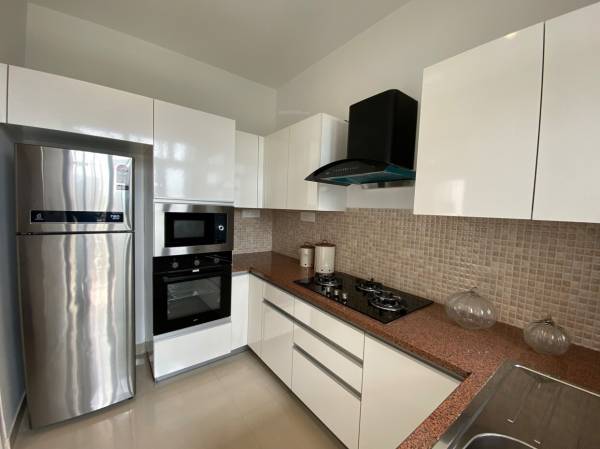 Kitchen live-by-the-greens-phase-1 Kitchen