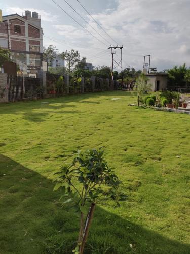  urban-hill Landscaped Gardens