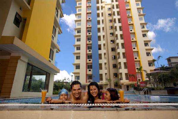  heights Swimming Pool