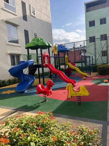  skanda-lake-front Children's play area