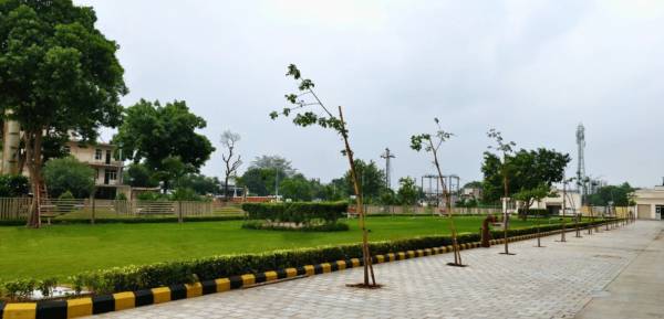  nikunj Internal Roads & Footpaths