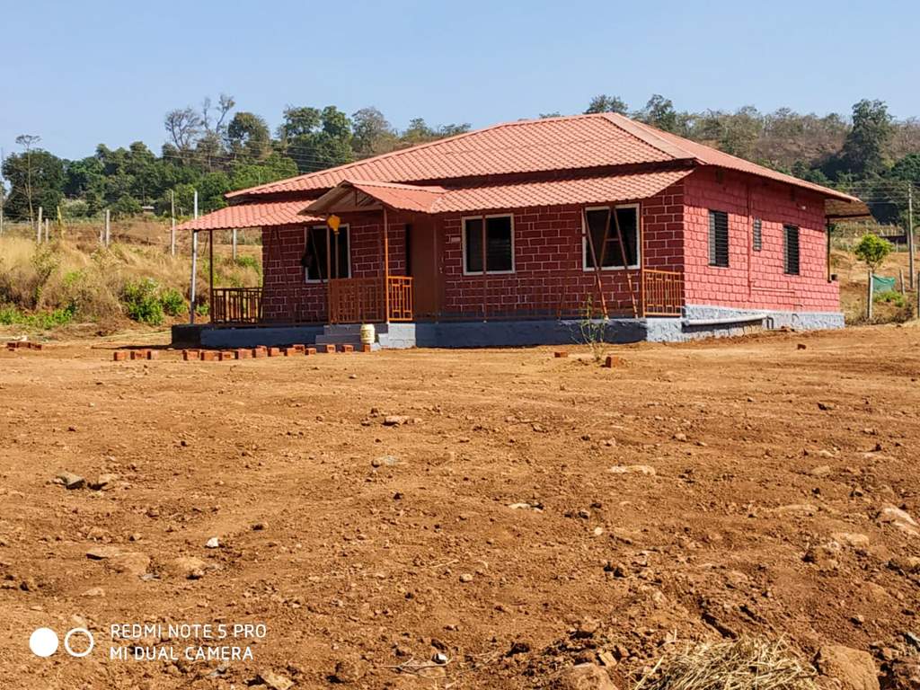 Images for Elevation of Greenland Flora Hills