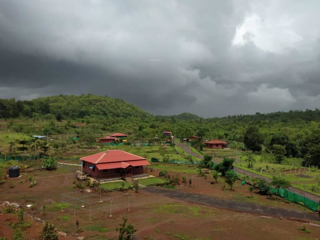  farms at khopoli pali road Plot