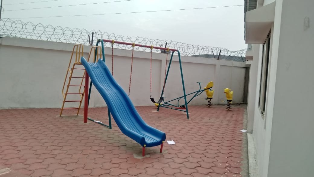 paradise phase 1 Children's play area