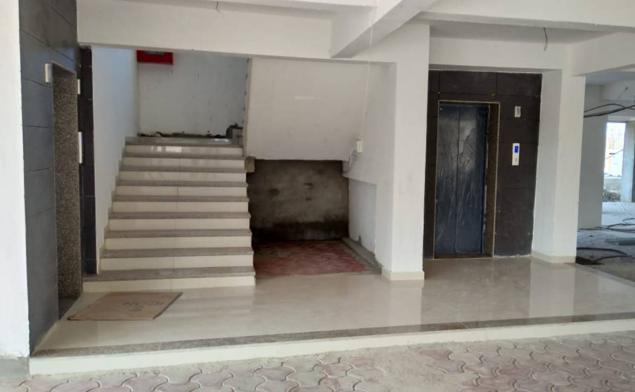 paradise phase 1 Lobby