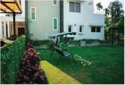 Landscaped Gardens greendale-villas Landscaped Gardens