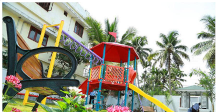  silver dew Children's play area