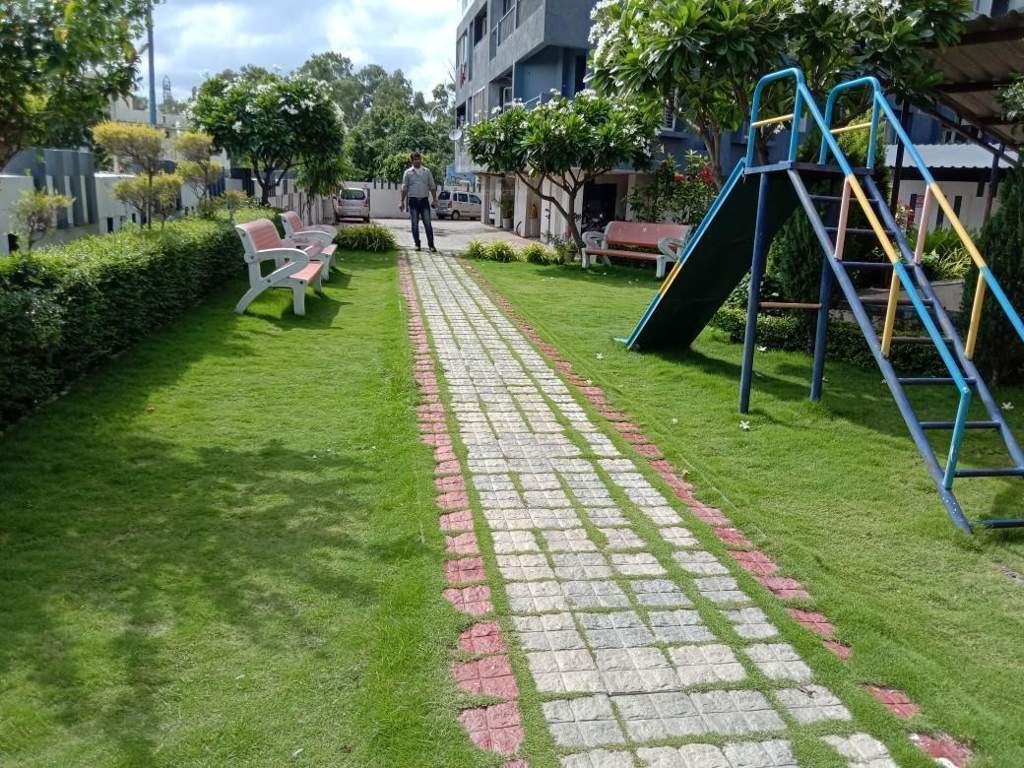 shiv enclave Children's play area