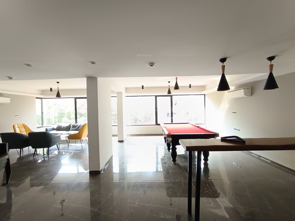 around the grove Indoor Games