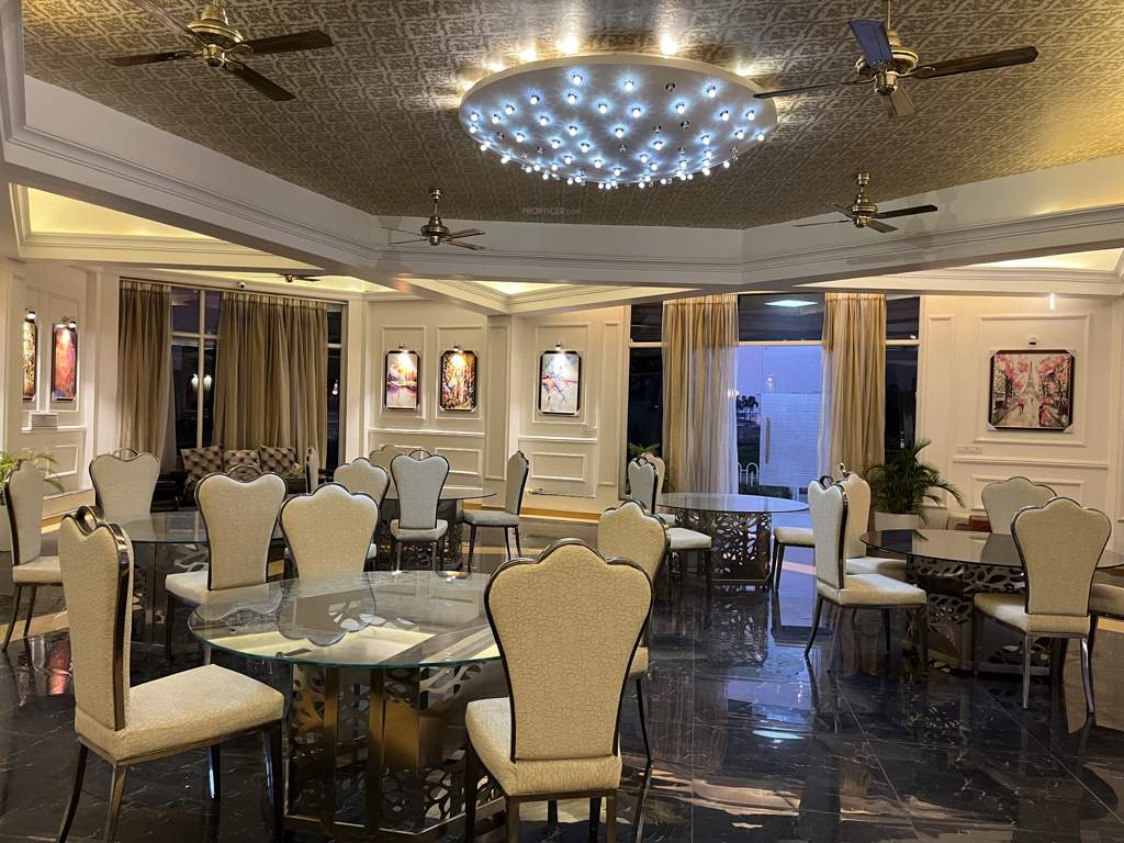 airport city Club House