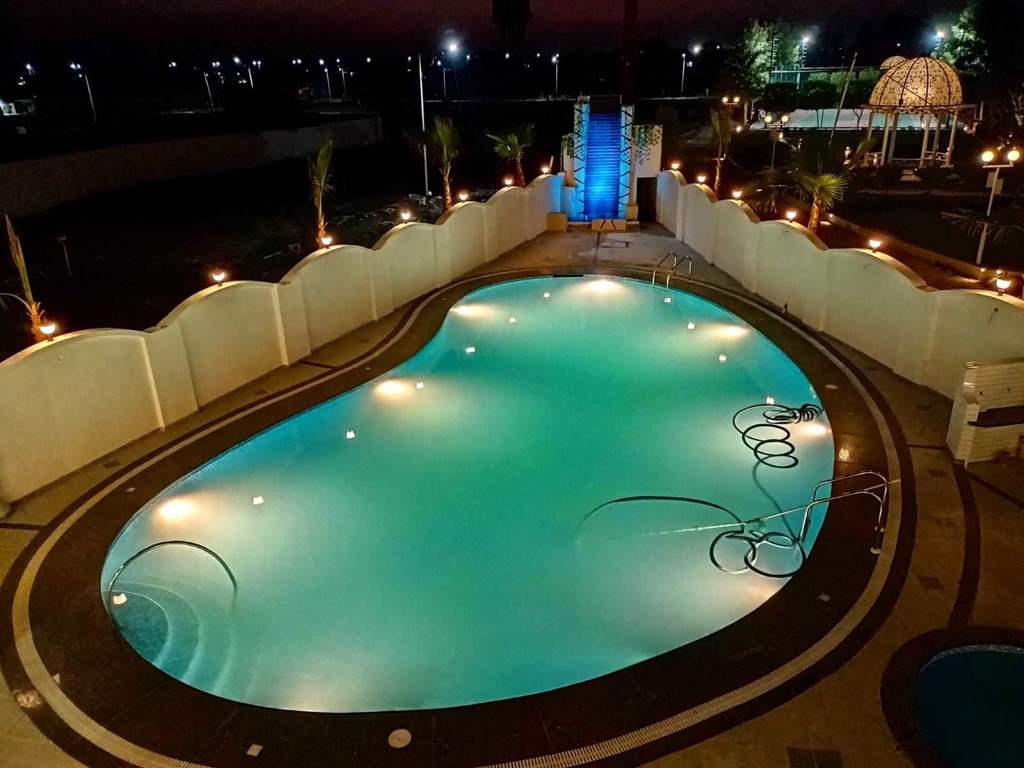 airport city Swimming Pool