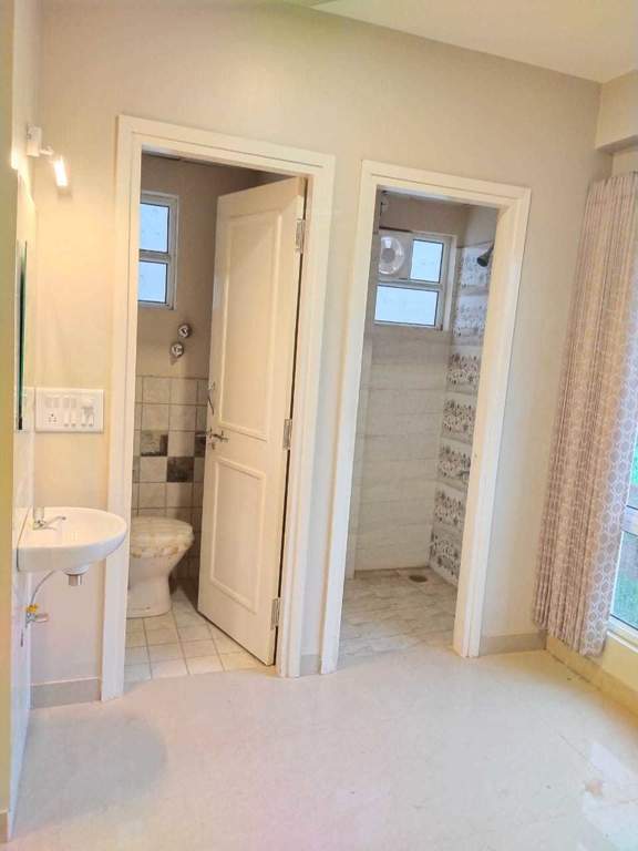  manglam aadhar vaishali estate Bathroom