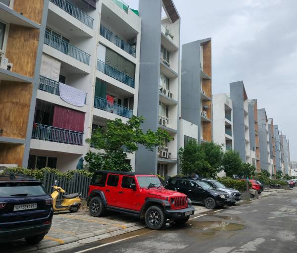 Elevation resort-residences-forest-floor Elevation