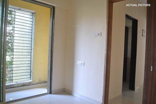  greenwoods-building-1 Living Area