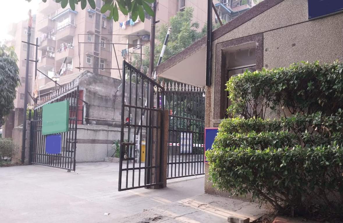  everest apartment Entrance Gate Security Cabin