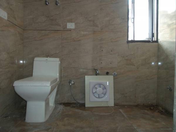  everest-apartment Bathroom