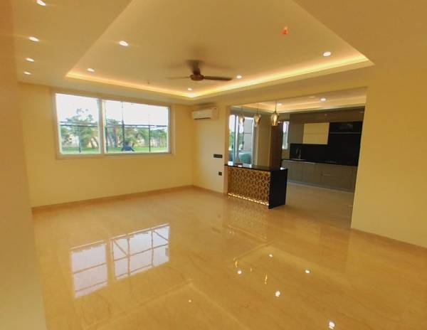  twin-tower Living Area