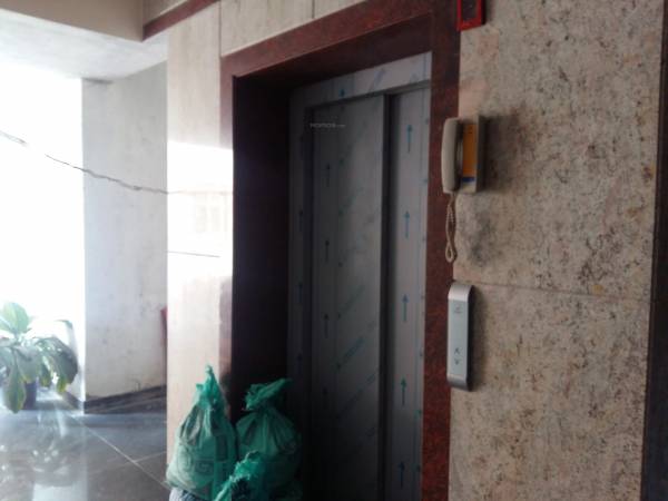  crest-irs Lift Available