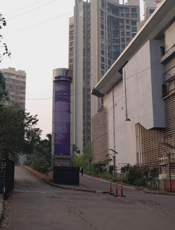  living point Entrance Lobby