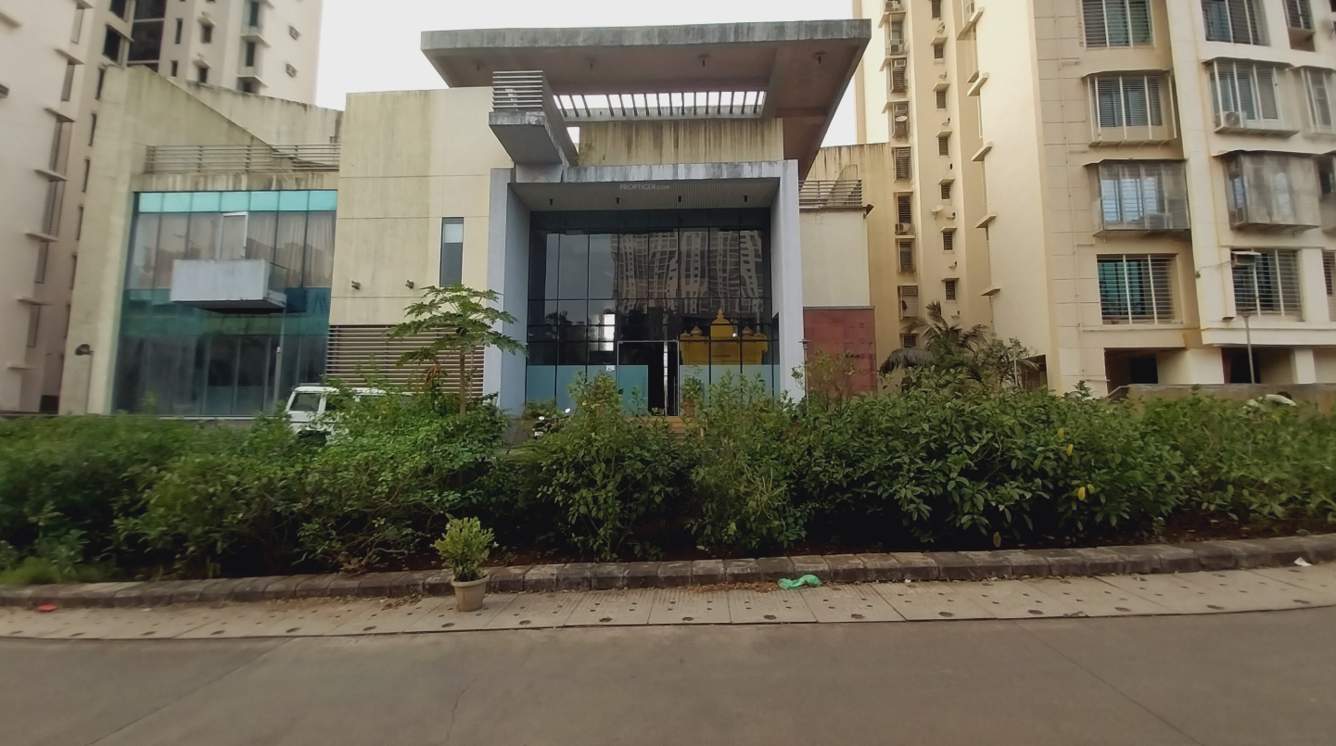  living point Landscaped Gardens