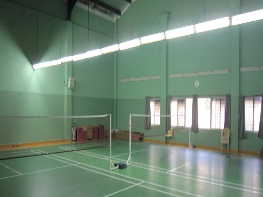  paradise Badminton Court