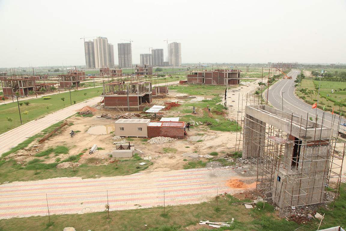  gaur yamuna city Others