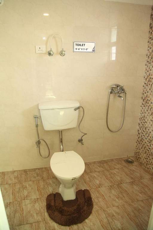  gaur yamuna city Bathroom