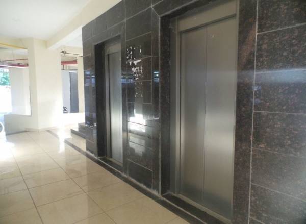  neptune-phase-2 Lift Available