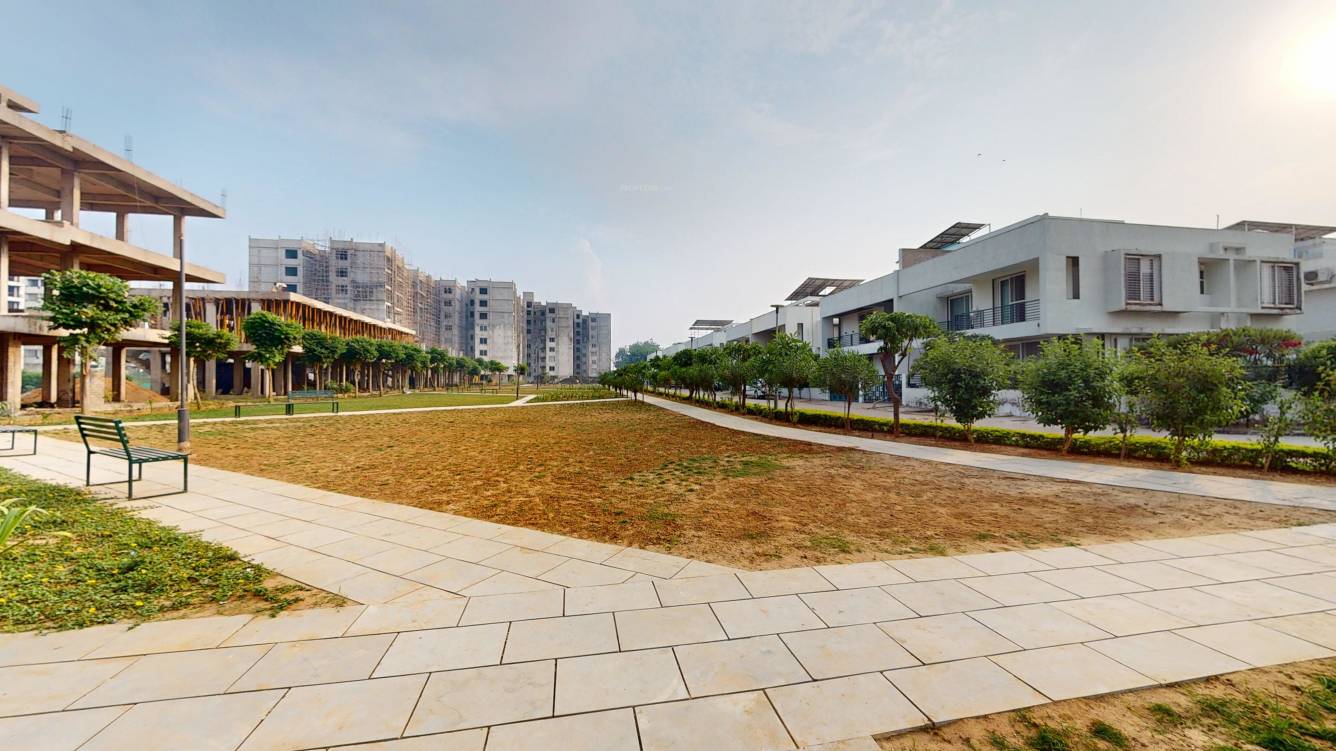  mahalaxmi city phase 1 Paved Compound