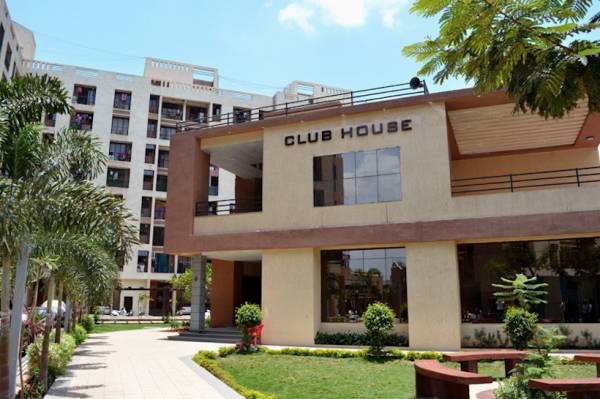  grace-square-type-d4 Club House