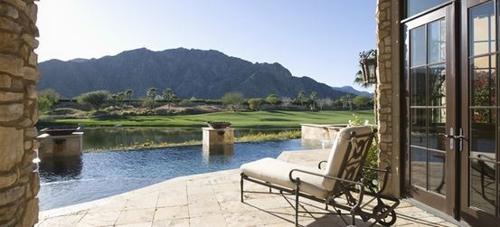  weekender-country-songs- Swimming Pool