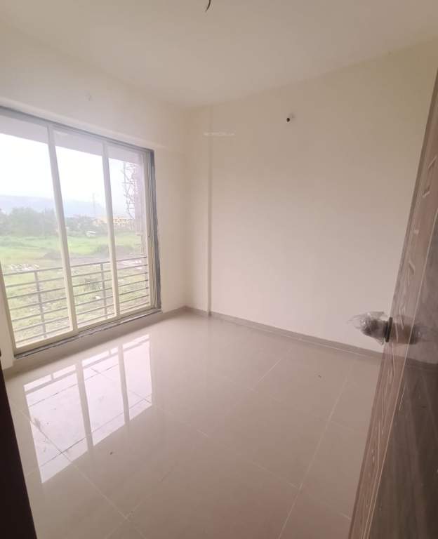  florance town Bedroom