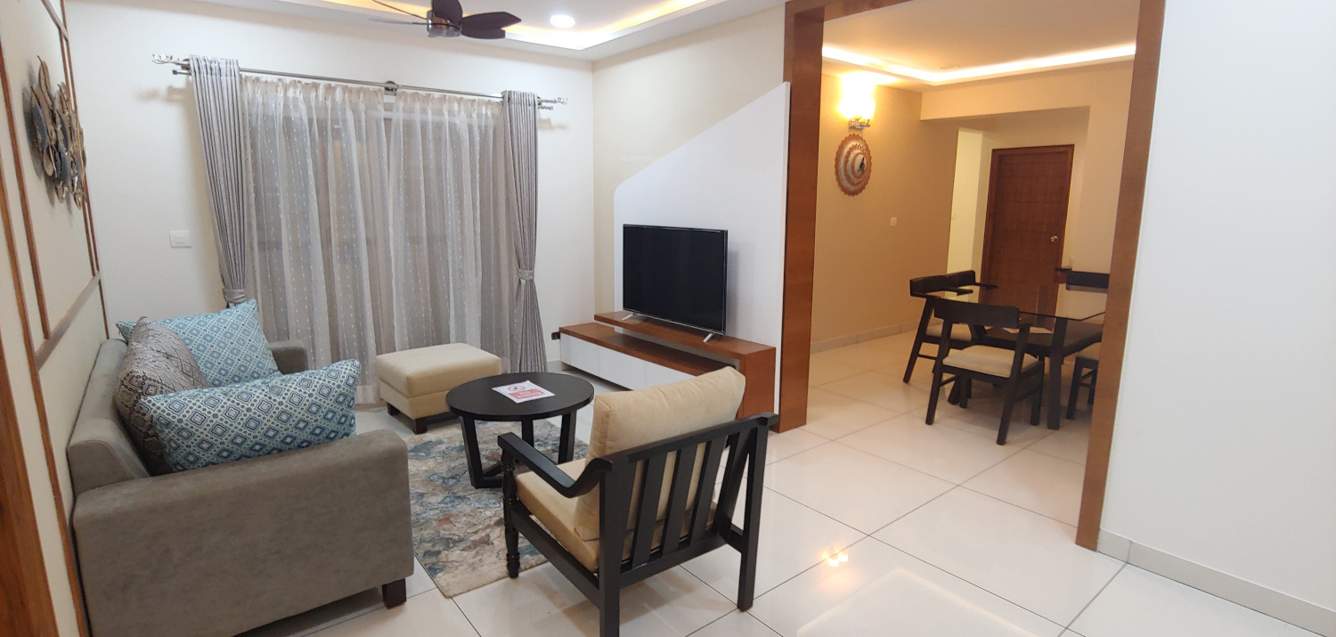  skycourt Living Area