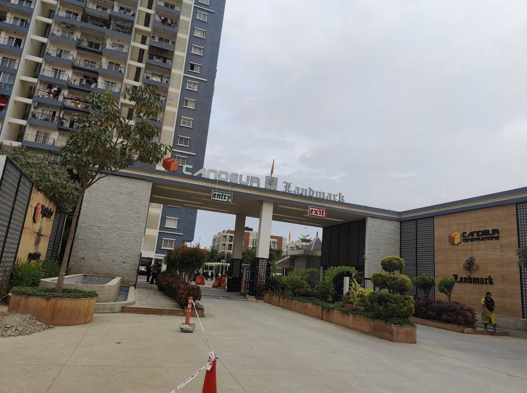  landmark Entrance Lobby