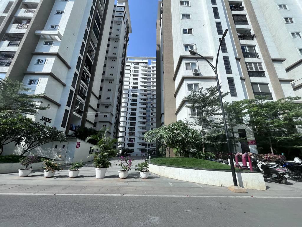 SMR Vinay Iconia Phase 2