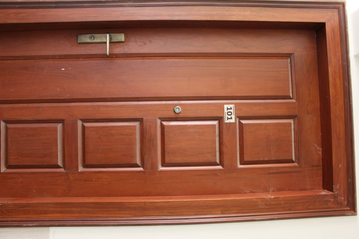  thunga elite Living Area