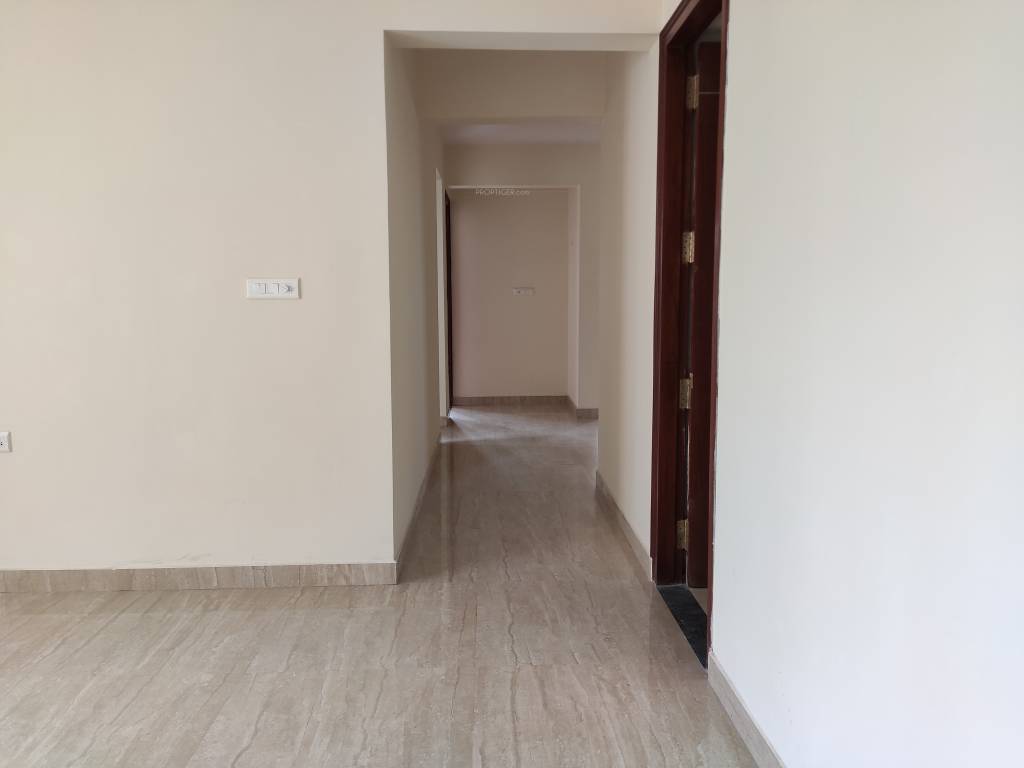  thunga elite Living Area