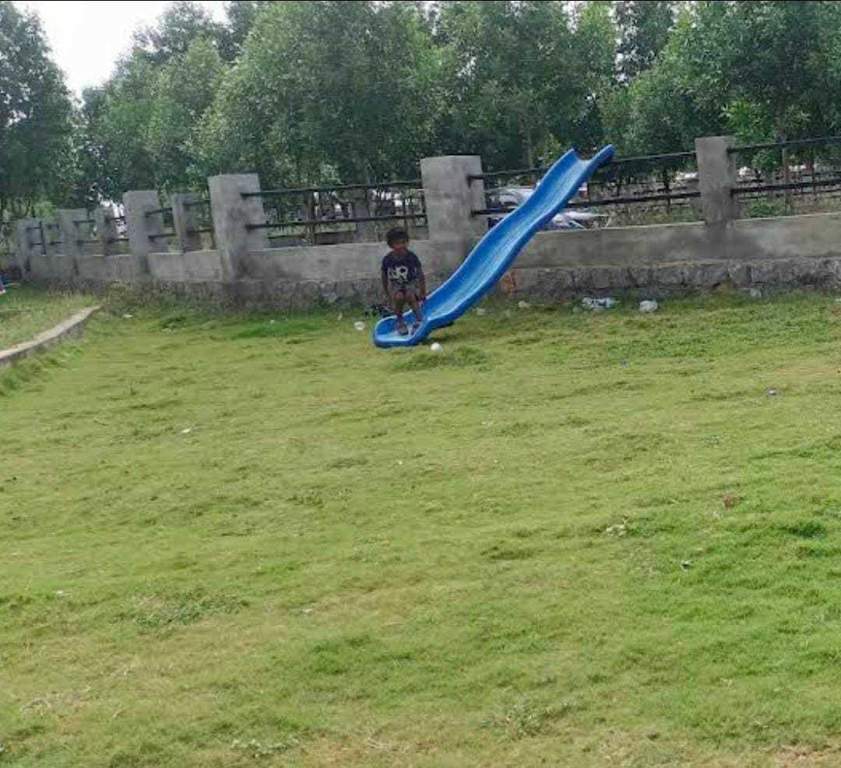  sukrithi royal Children's play area