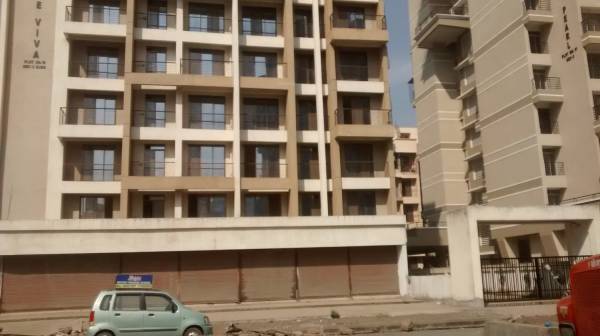  maple Entrance Lobby