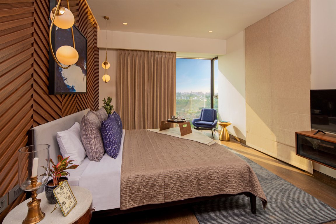  clover by the river Bedroom